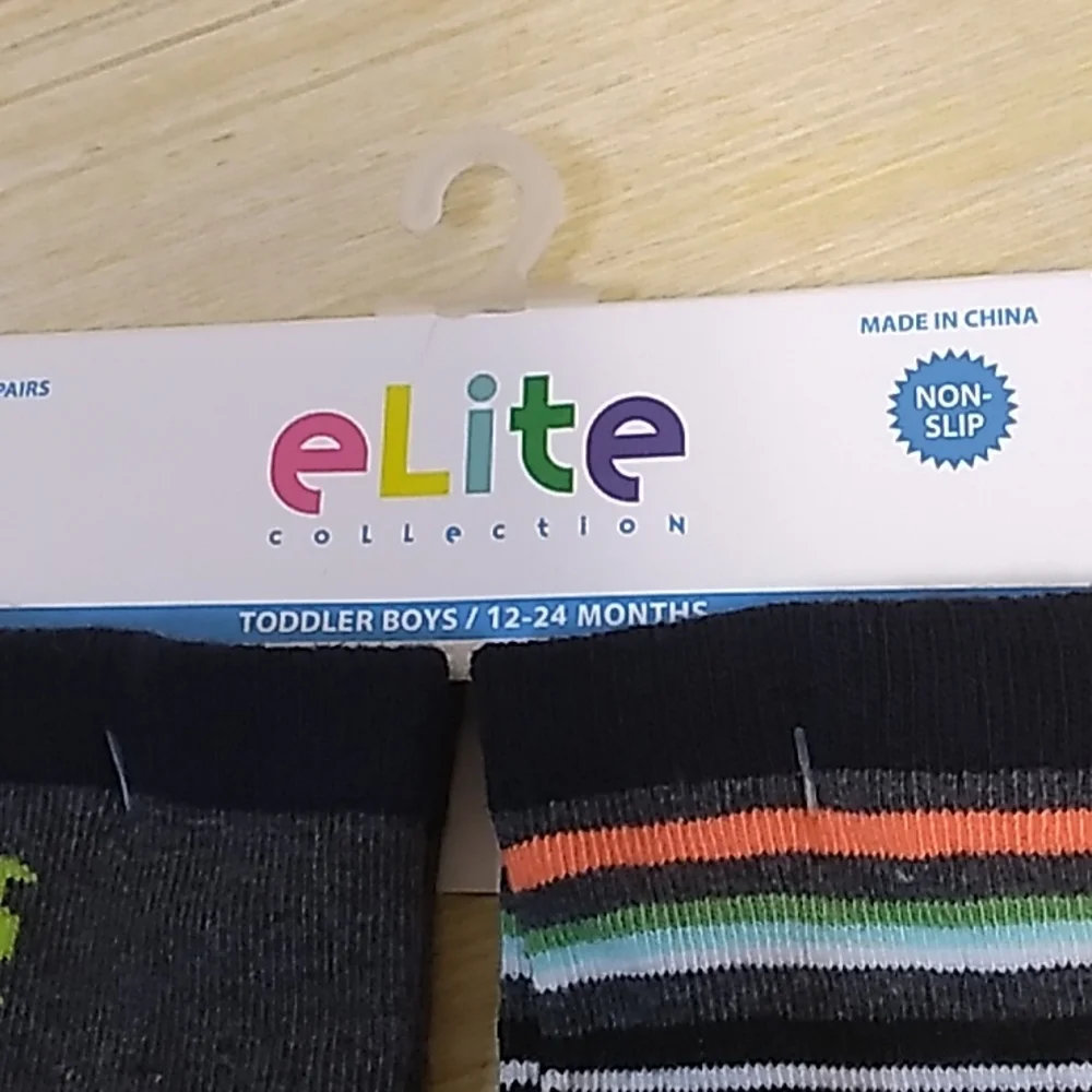 Non slip toddler socks Elite Collection size 12-24 months dinosaur and stripes